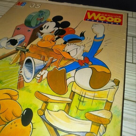 Milton Bradley Walt Disney Vintage Wood Puzzle 1982 Mickey Mouse Donald Duck - Picture 3 of 8